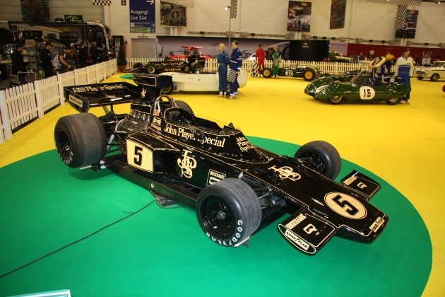 Lotus: Formel-1-Wagen für Privatkunden | heise Autos