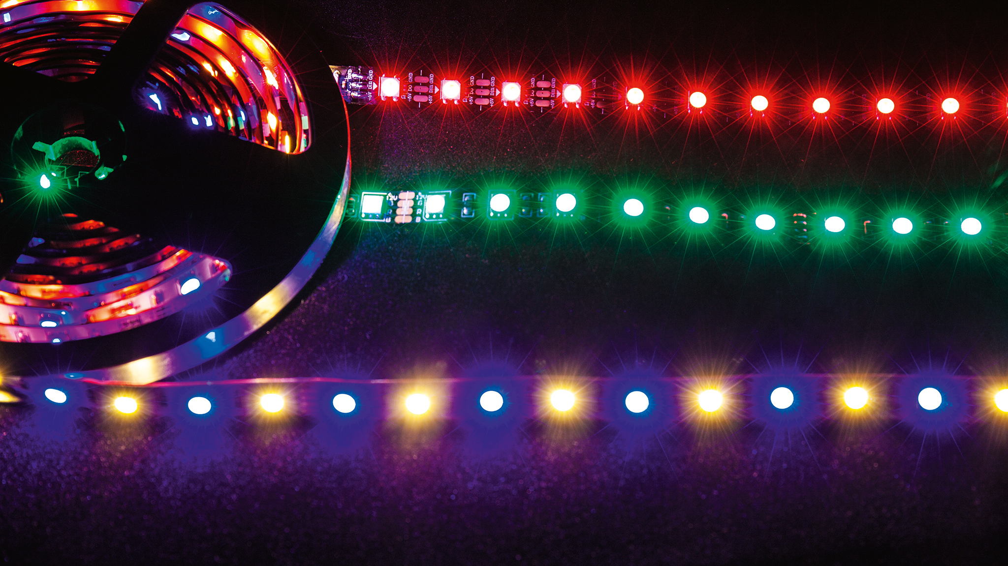 Technik und Anschluss von RGB-LED-Streifen | c't Magazin