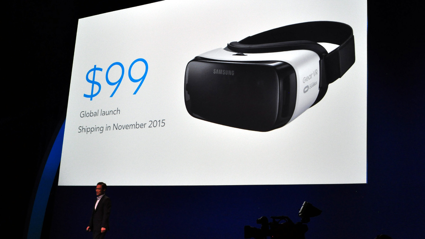 Neues Gear-VR-Headset von Samsung und Oculus: Preis halbiert, vier  kompatible Handys und Netflix | heise online