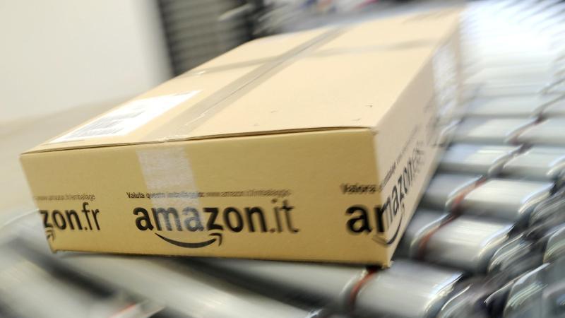 Amazon kooperiert mit Shell: Paket-Allianz an der Tankstelle | heise online