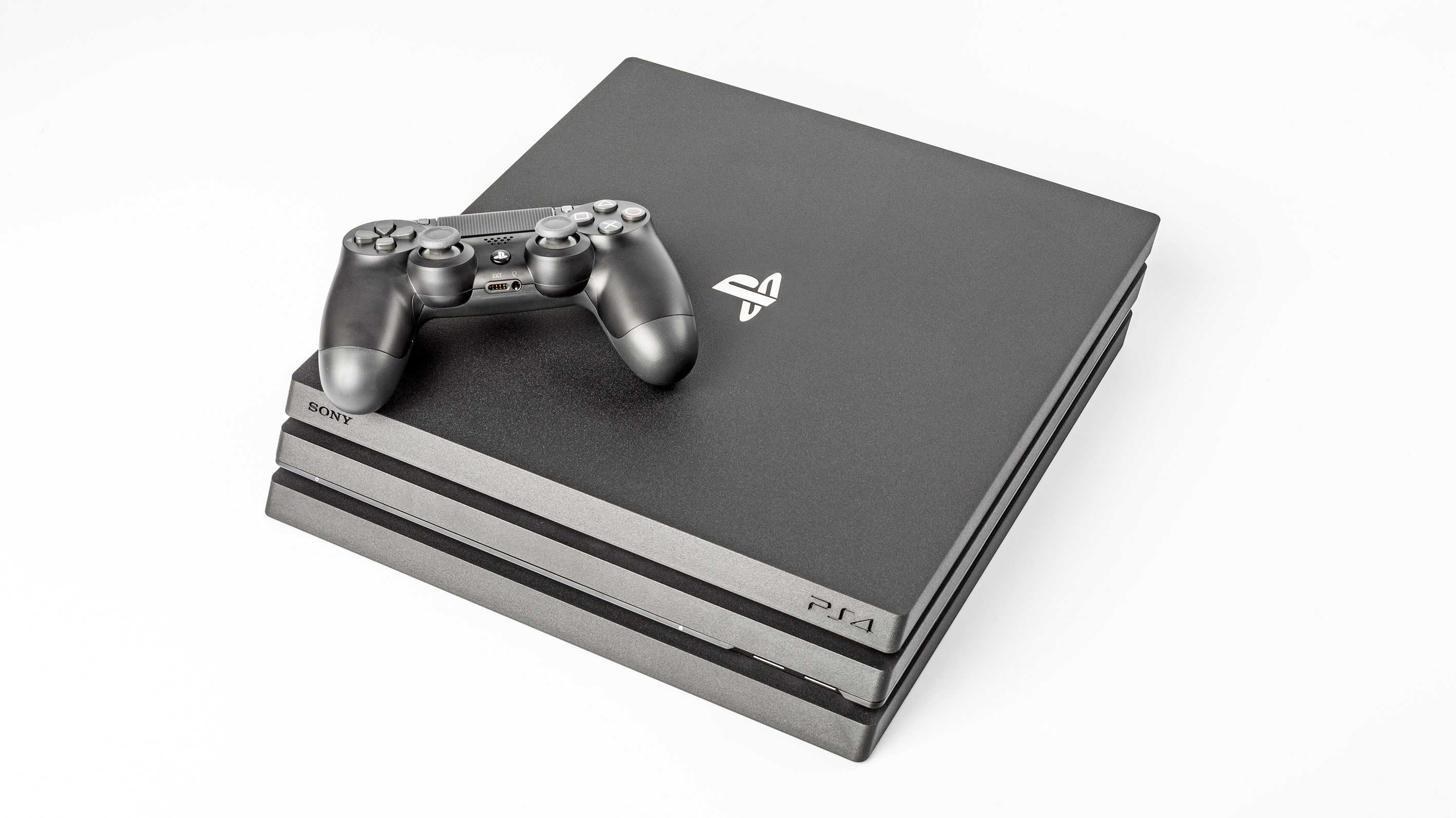 PS4 Pro vs. PS4: Für wen sich Sonys neue Konsole lohnt | heise online