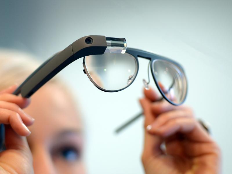 Augmented Reality Apple Arbeitet Angeblich An Computerbrille Als Endkunden Produkt Heise Online