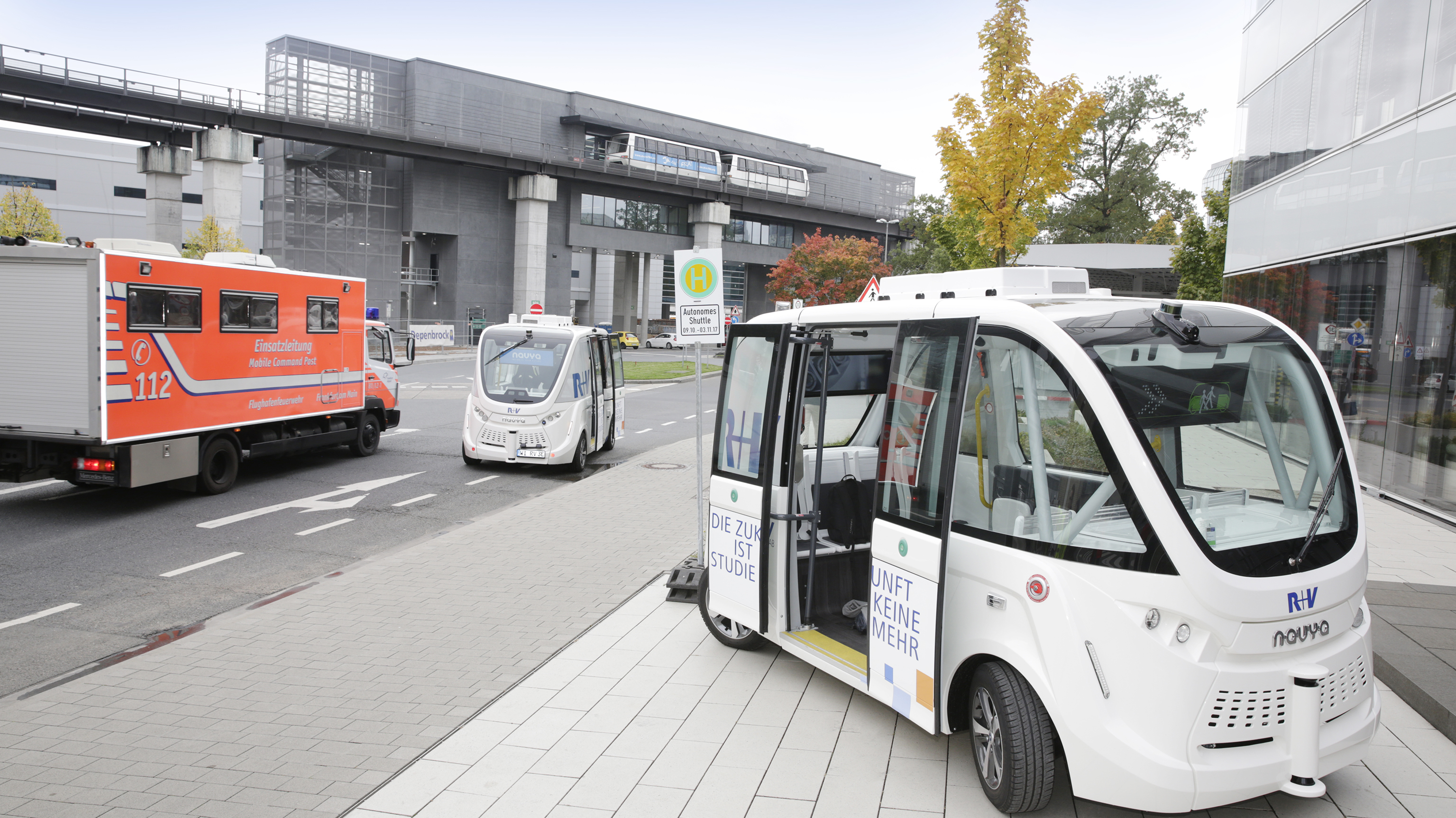 Autonomes Fahren: Selbstfahrende Shuttles Am Frankfurter Flughafen ...