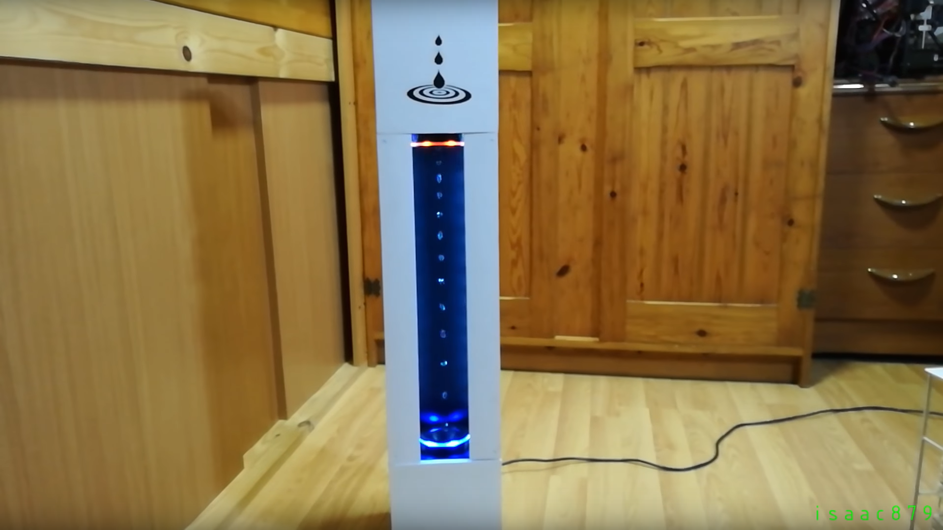 Arduino bringt Wassertropfen mit LEDs zum Schweben | heise online