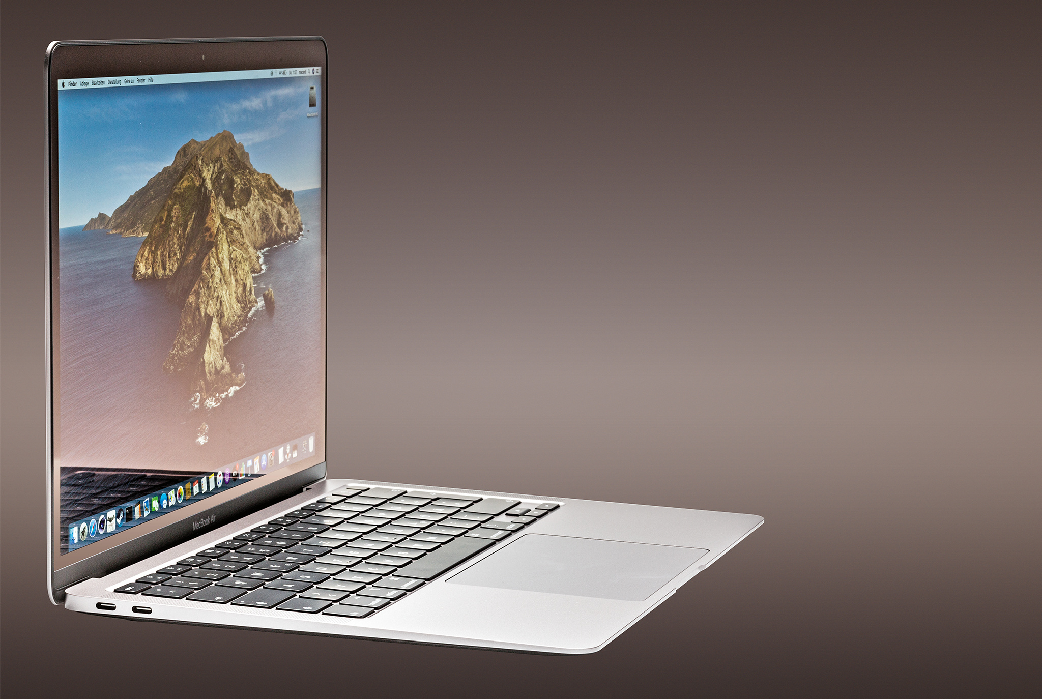 Mit Quad-Core und Scherentastatur: MacBook Air 2020 im Test | heise online