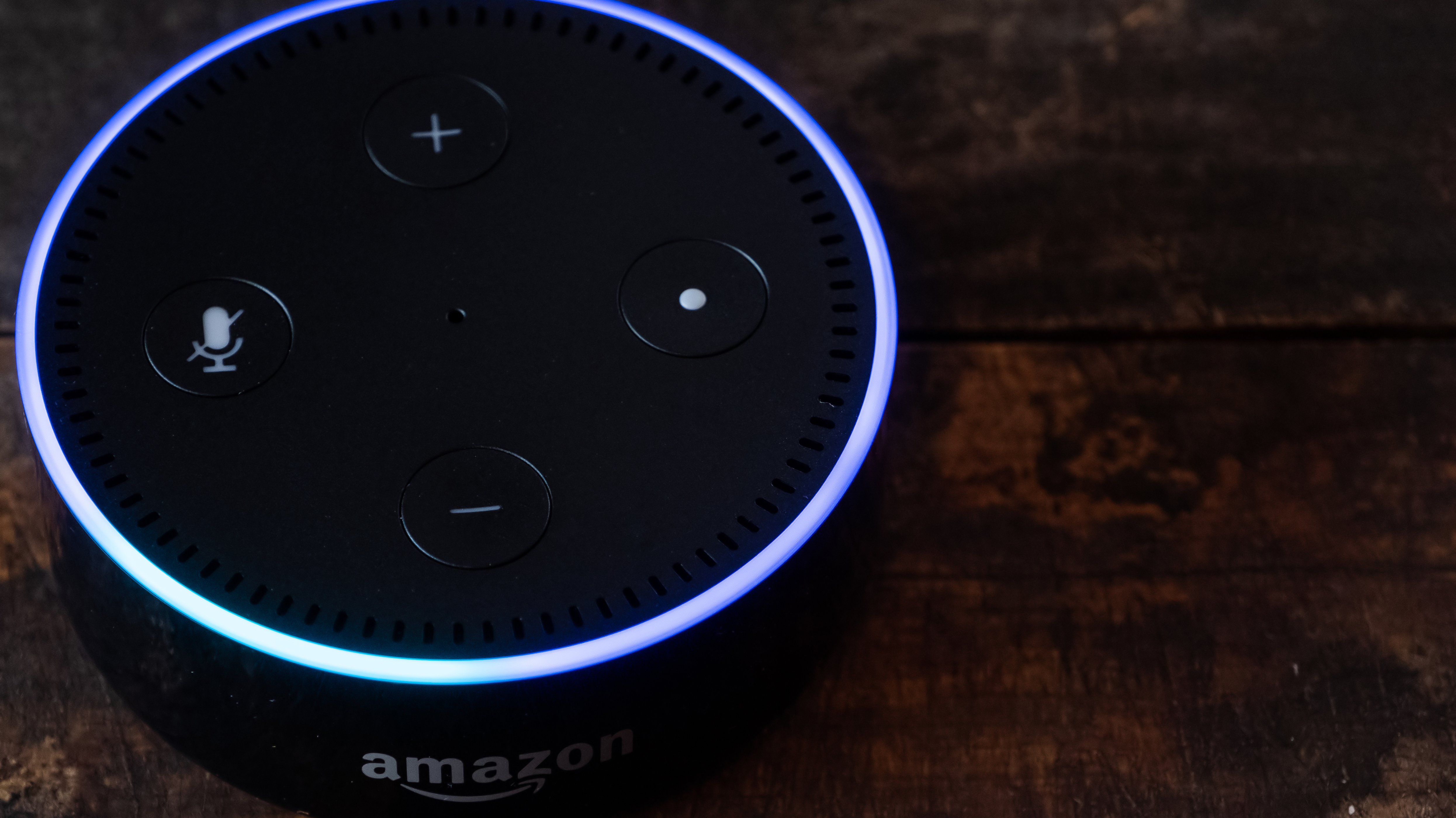 Amazon Alexa: Nutzer können Speichern von Sprachaufnahmen abschalten |  heise online
