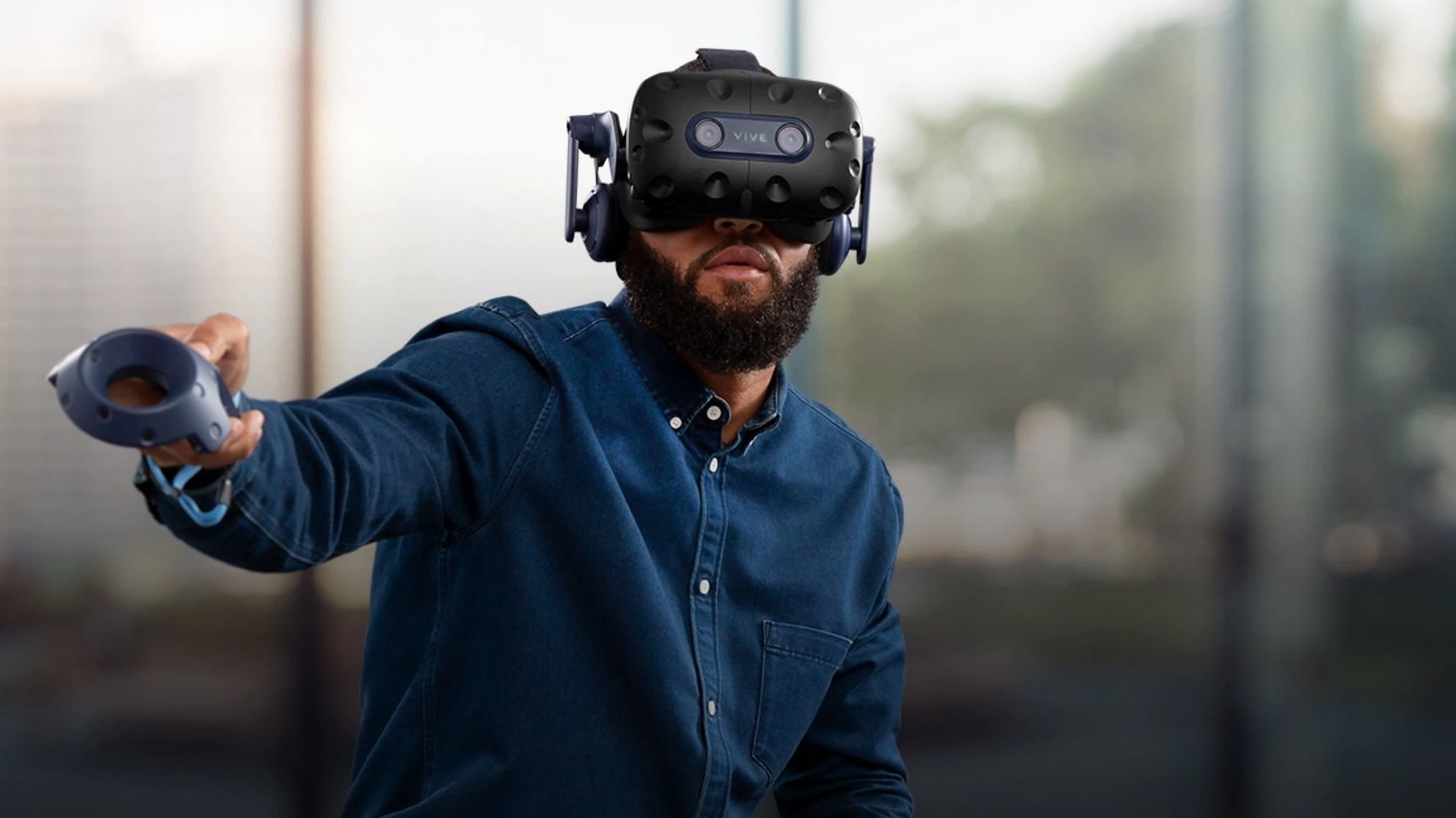 Vive Pro 2: Highend-VR-Brille mit hoher Auflösung und 120 Hertz | heise  online