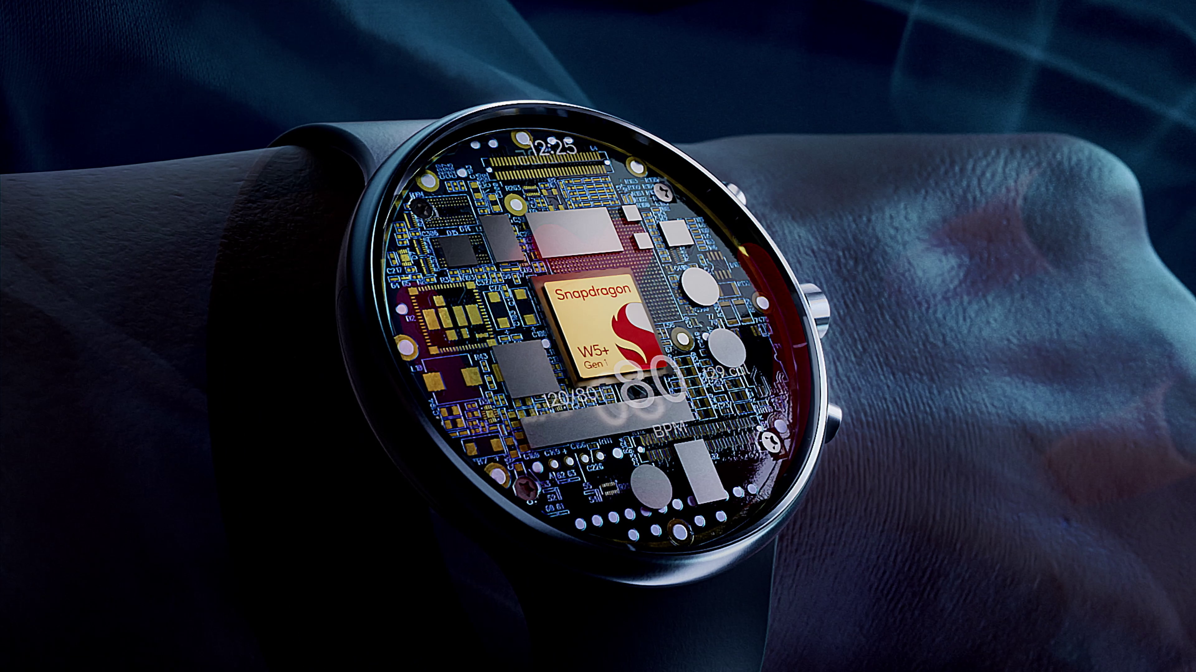 Smartwatch-Prozessor: Qualcomms Snapdragon W5+ Gen 1 für längere Laufzeiten  | heise online