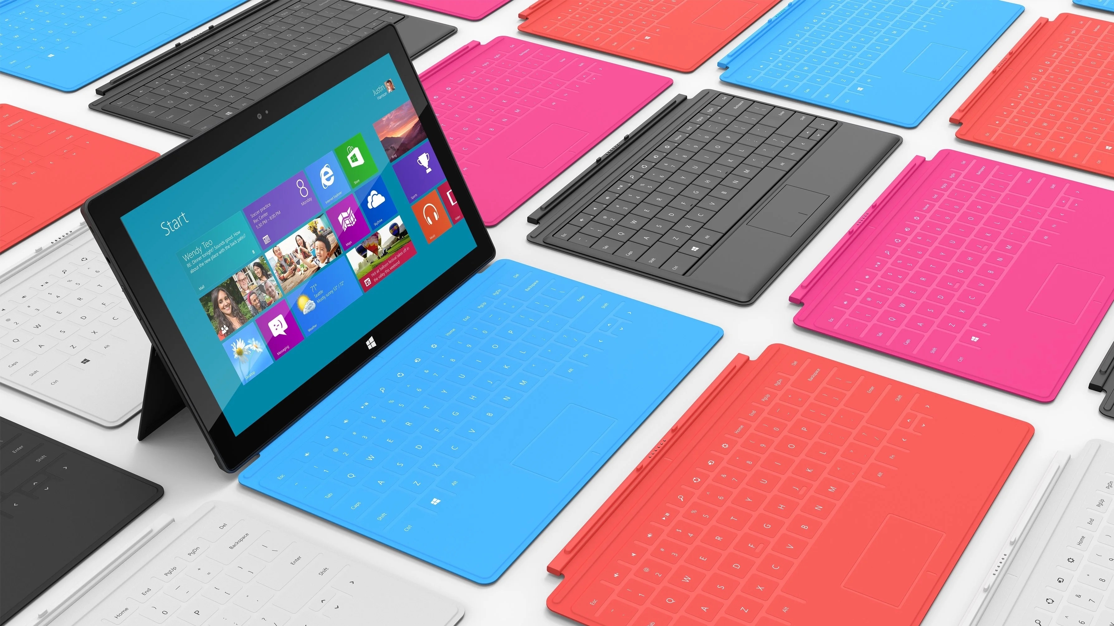 Microsofts Surface-Team feiert 10-Jähriges: Mit dem RT-Flop fing alles an |  heise online