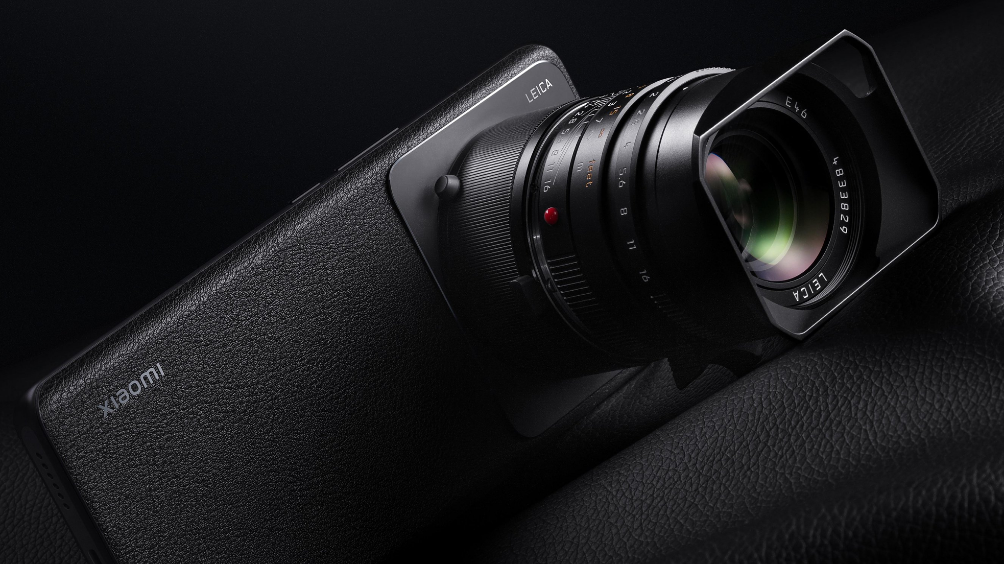 Smartphone mit echten Objektiven: Xiaomi zeigt Studie mit Leica-M-Bajonett  | heise online