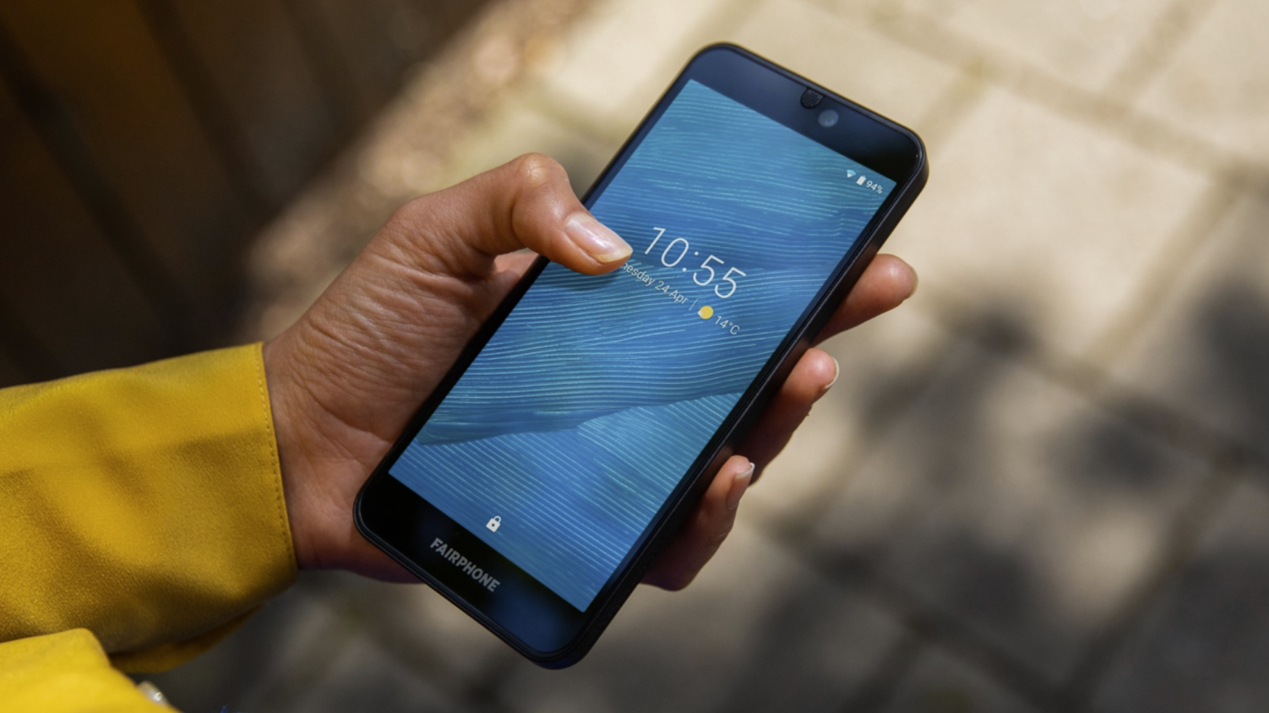 Fairphone 3: Hersteller verspricht sieben Jahre Android-Updates | heise  online