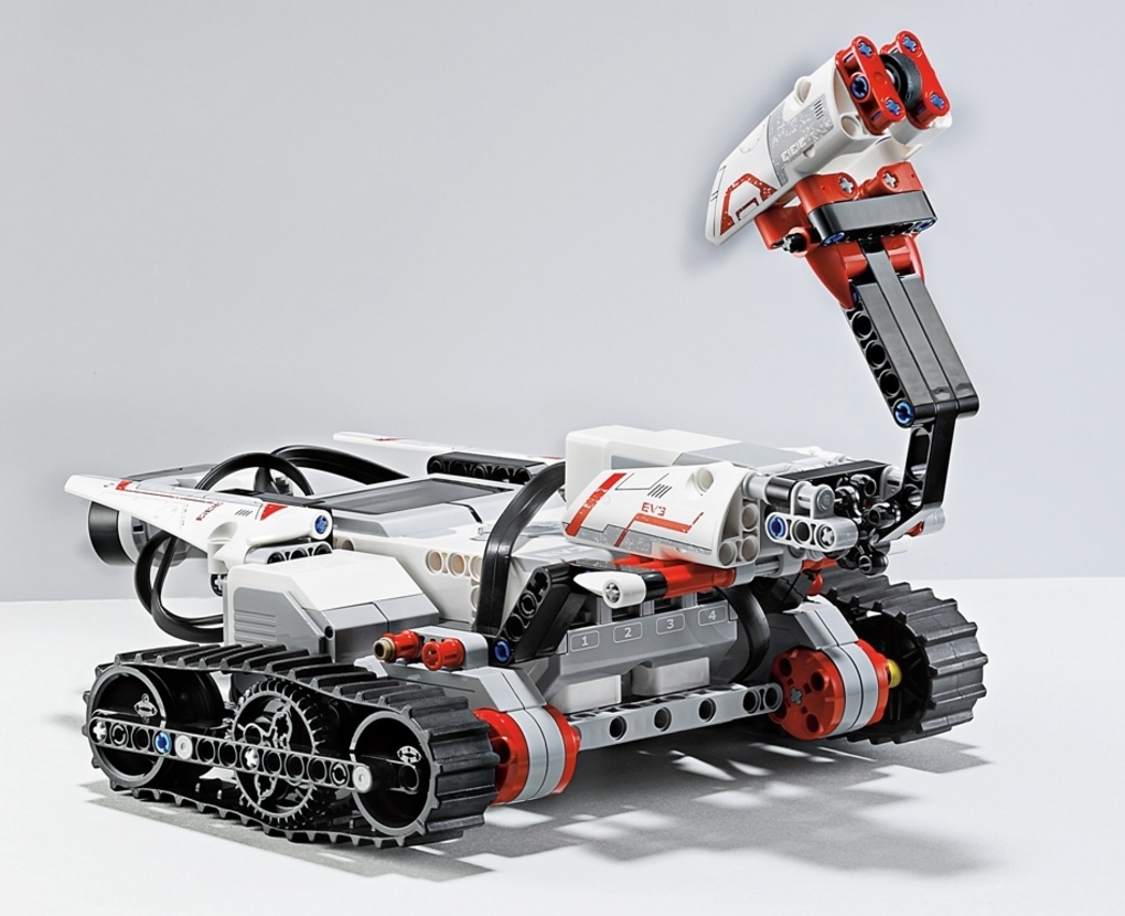Mindstorms EV3: Lego kündigt neuen Robotikbaukasten an | heise online